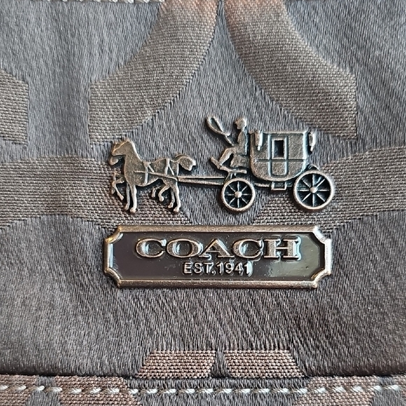 Coach Madison Tribeca Op Art Signature Brown Tote Bag Silver Chain Strap EUC - Picture 4 of 15